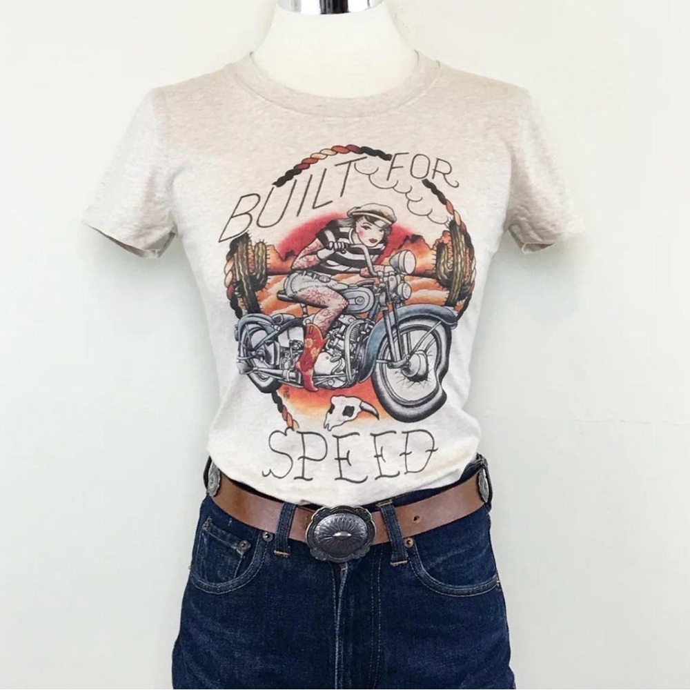 Pinup Graphic tee